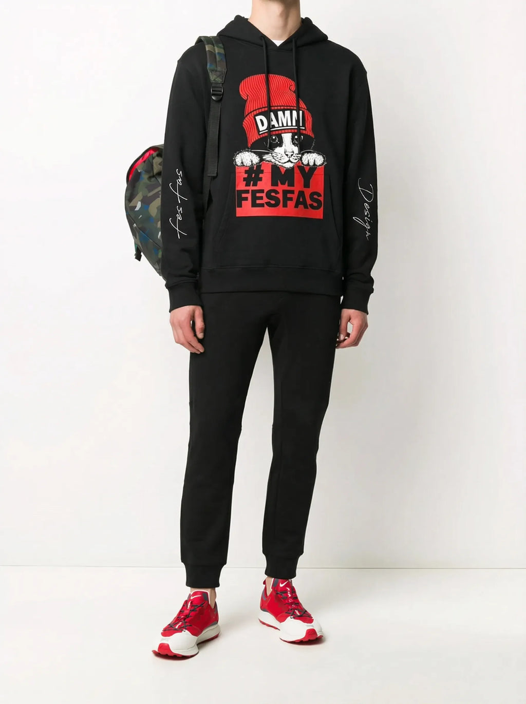 FesFas red cap cat-print Hoodie | Black