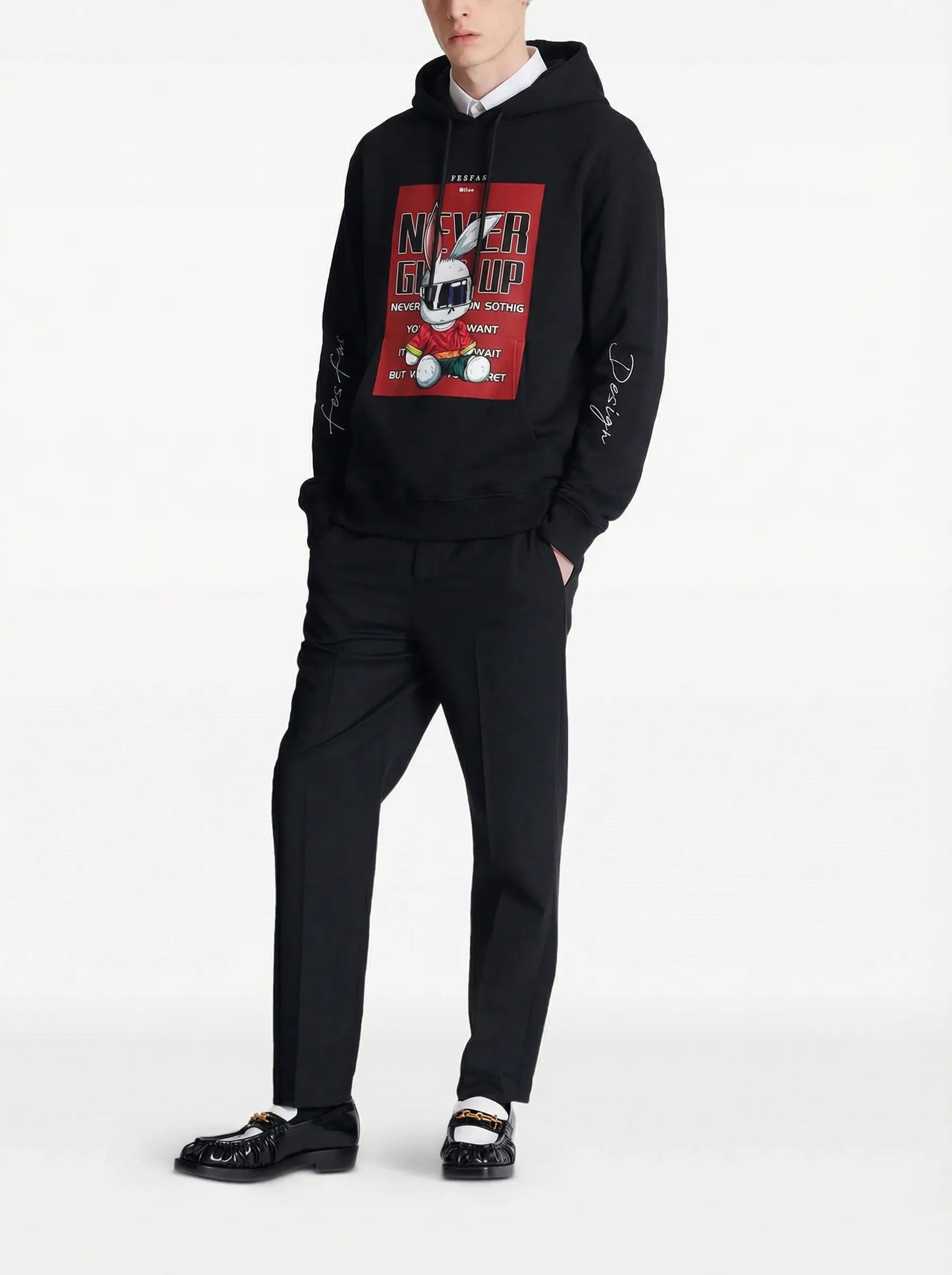 FesFas Never Give Up-print Hoodie | Black