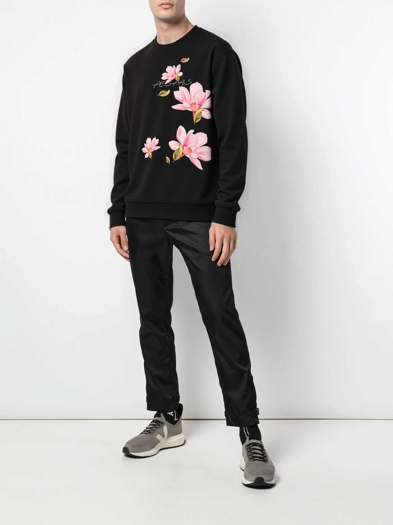 FesFas Flower-print Sweatshirt | Black
