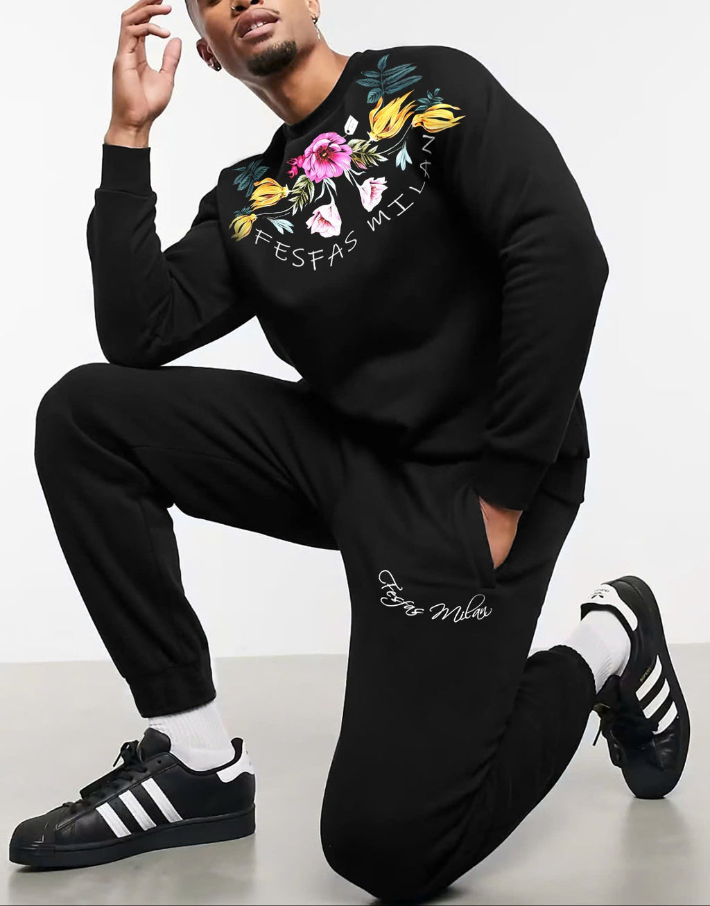 FesFas Flower-print Sweatshirt | Black