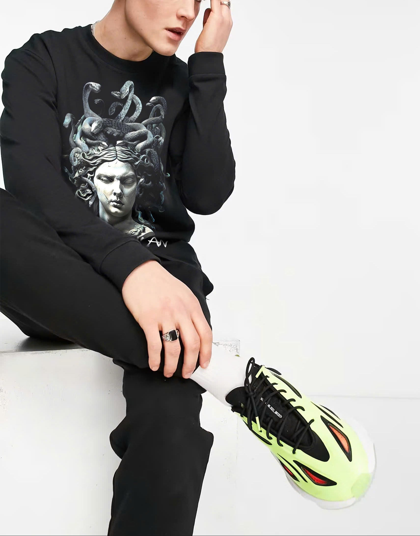 FesFas Medusa-print Sweatshirt Set | Black
